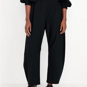 Women's Black Barrel Fit Pants